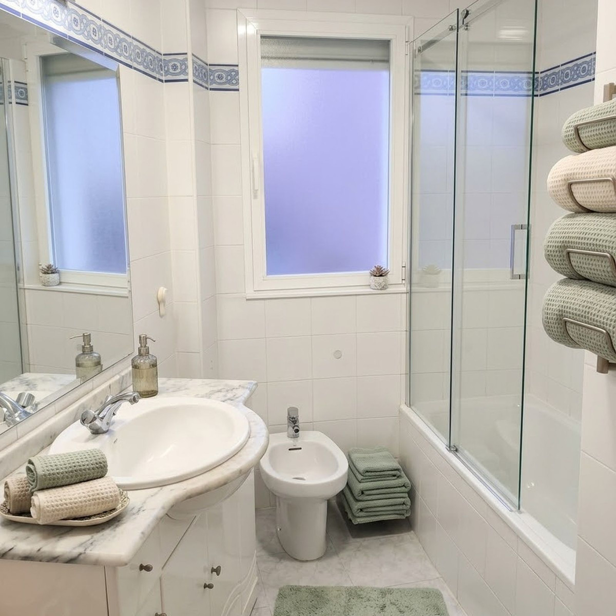 Appartement te koop in Estepona | 3 slaapkamers H5520961