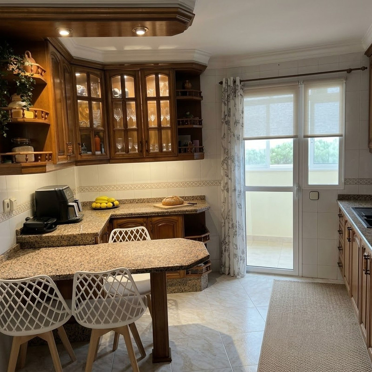 Appartement te koop in Estepona | 3 slaapkamers H5520961
