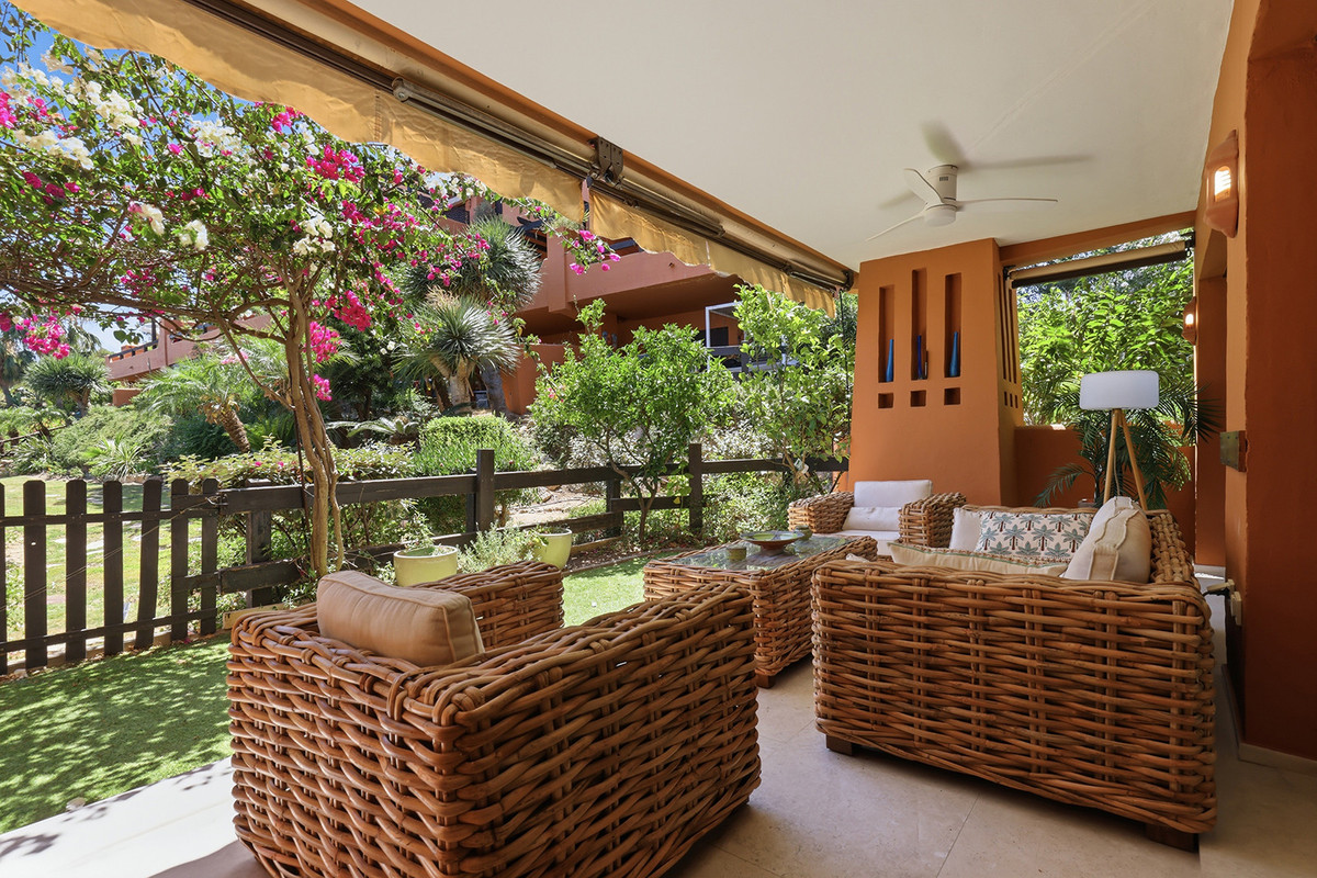 Appartement te koop in Estepona | 2 slaapkamers H5521357