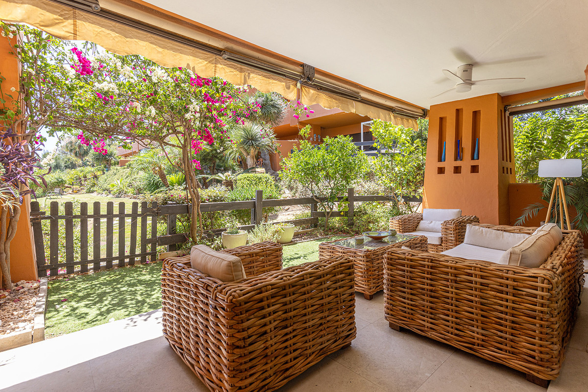 Appartement te koop in Estepona | 2 slaapkamers H5521357