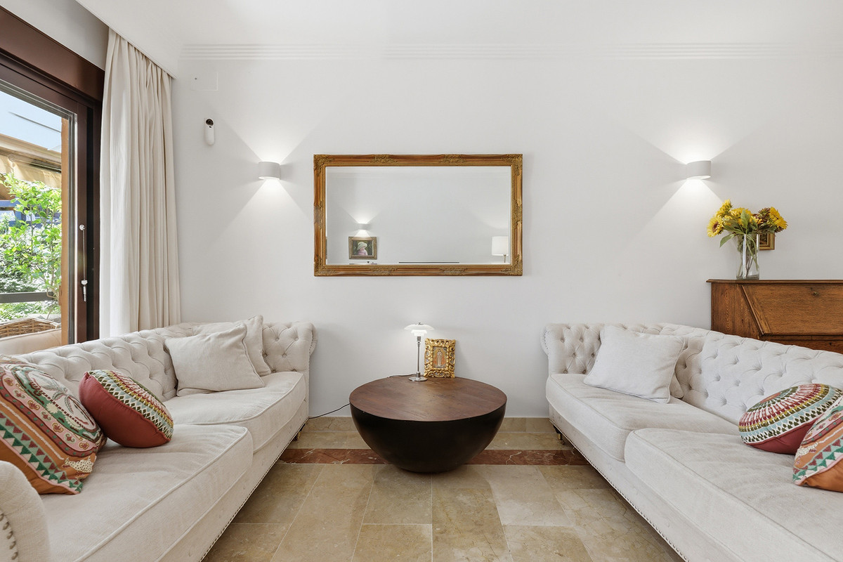 Appartement te koop in Estepona | 2 slaapkamers H5521357