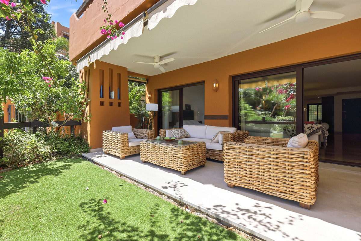 Appartement te koop in Estepona | 2 slaapkamers H5521357