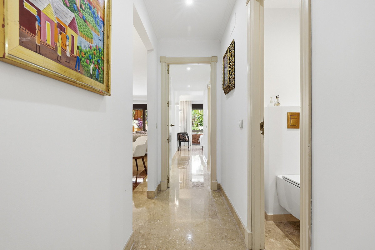 Appartement te koop in Estepona | 2 slaapkamers H5521357