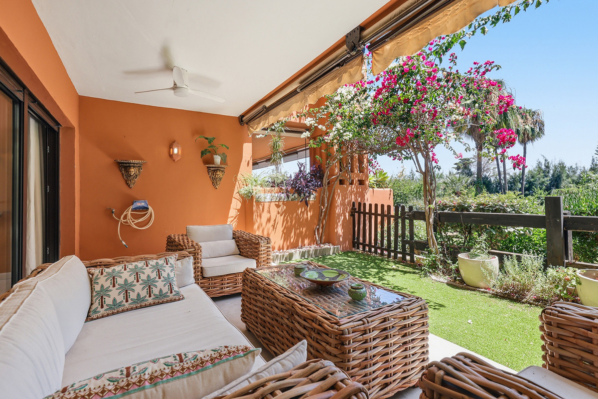 Appartement te koop in Estepona | 2 slaapkamers H5521357