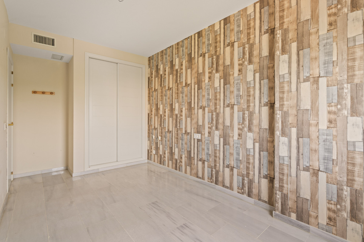 Appartement te koop in Estepona | 3 slaapkamers H5521363
