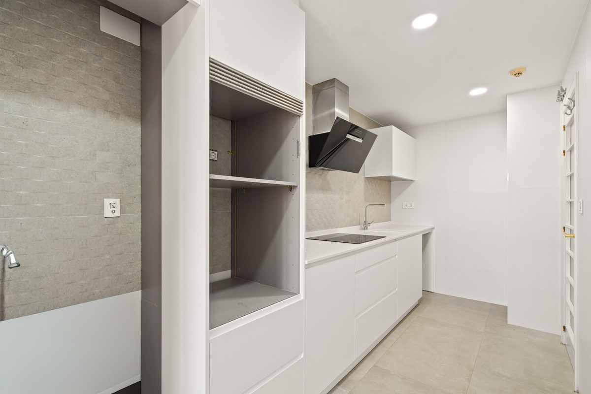 Appartement te koop in Estepona | 3 slaapkamers H5521363