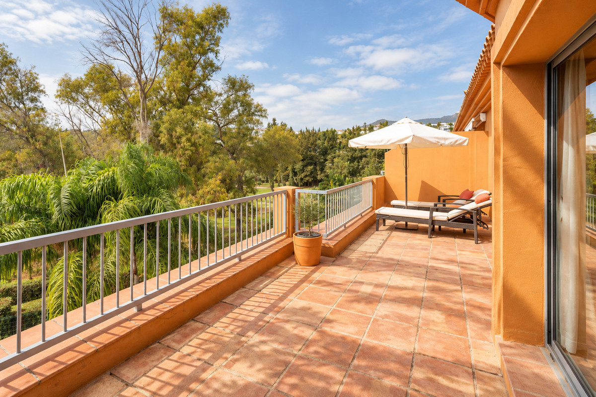 Penthouse te koop in Estepona | 3 slaapkamers H5521399