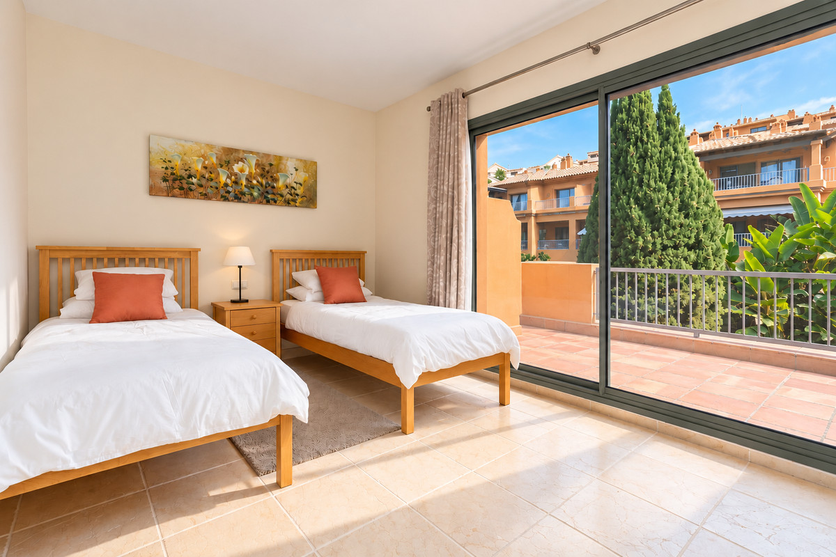 Penthouse te koop in Estepona | 3 slaapkamers H5521399
