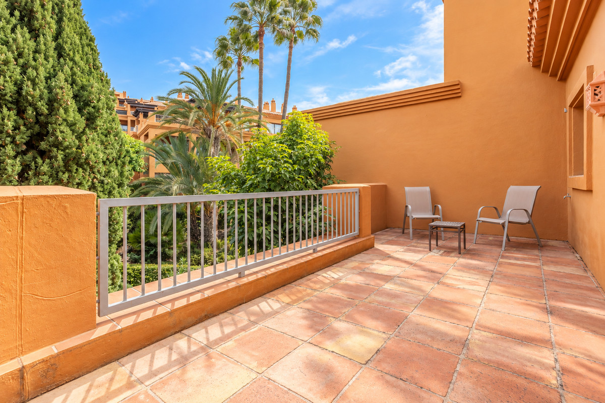 Penthouse te koop in Estepona | 3 slaapkamers H5521399