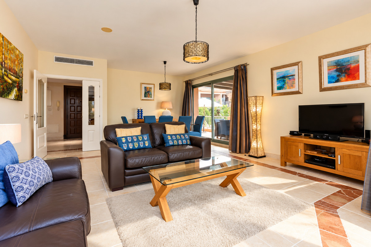 Penthouse te koop in Estepona | 3 slaapkamers H5521399