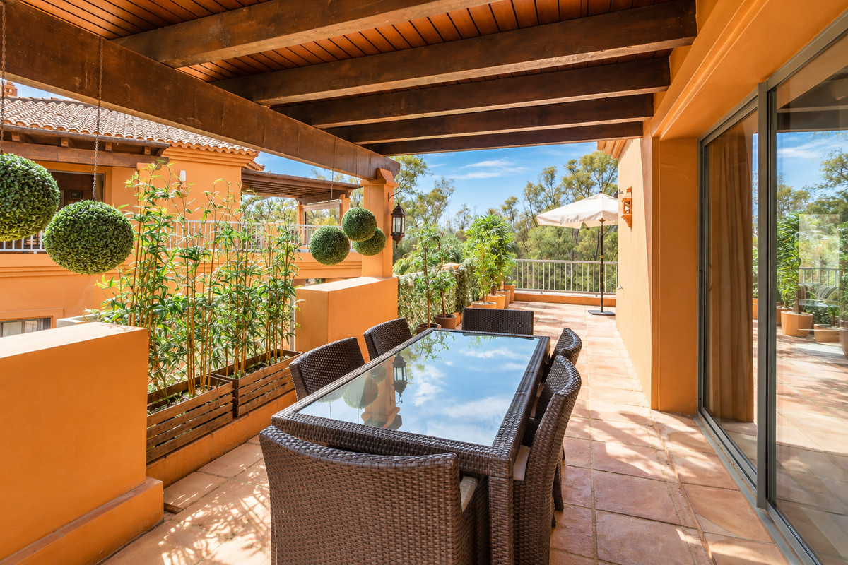 Penthouse te koop in Estepona | 3 slaapkamers H5521399