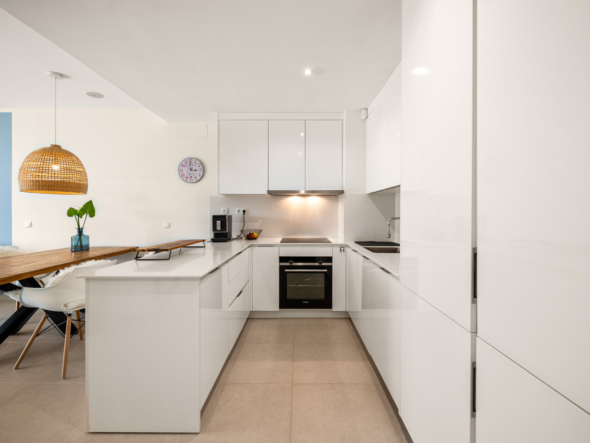 Appartement te koop in Estepona | 2 slaapkamers H5523685
