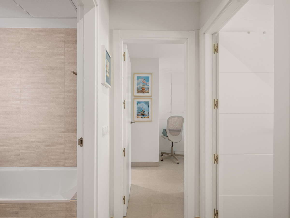 Appartement te koop in Estepona | 2 slaapkamers H5523685
