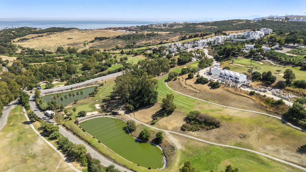 Appartement te koop in Estepona | 2 slaapkamers H5523685