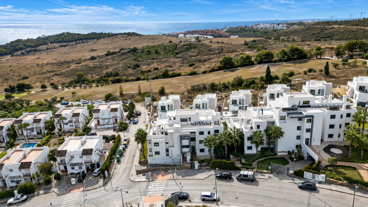 Appartement te koop in Estepona | 2 slaapkamers H5523685