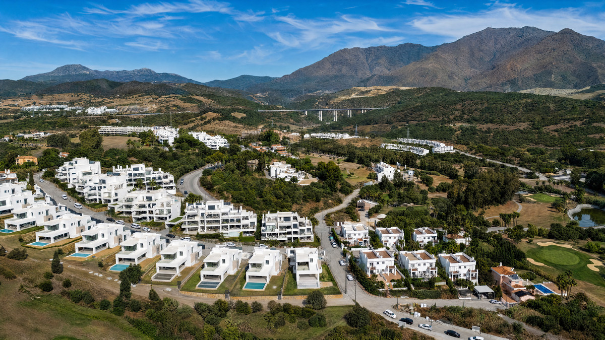 Appartement te koop in Estepona | 2 slaapkamers H5523685
