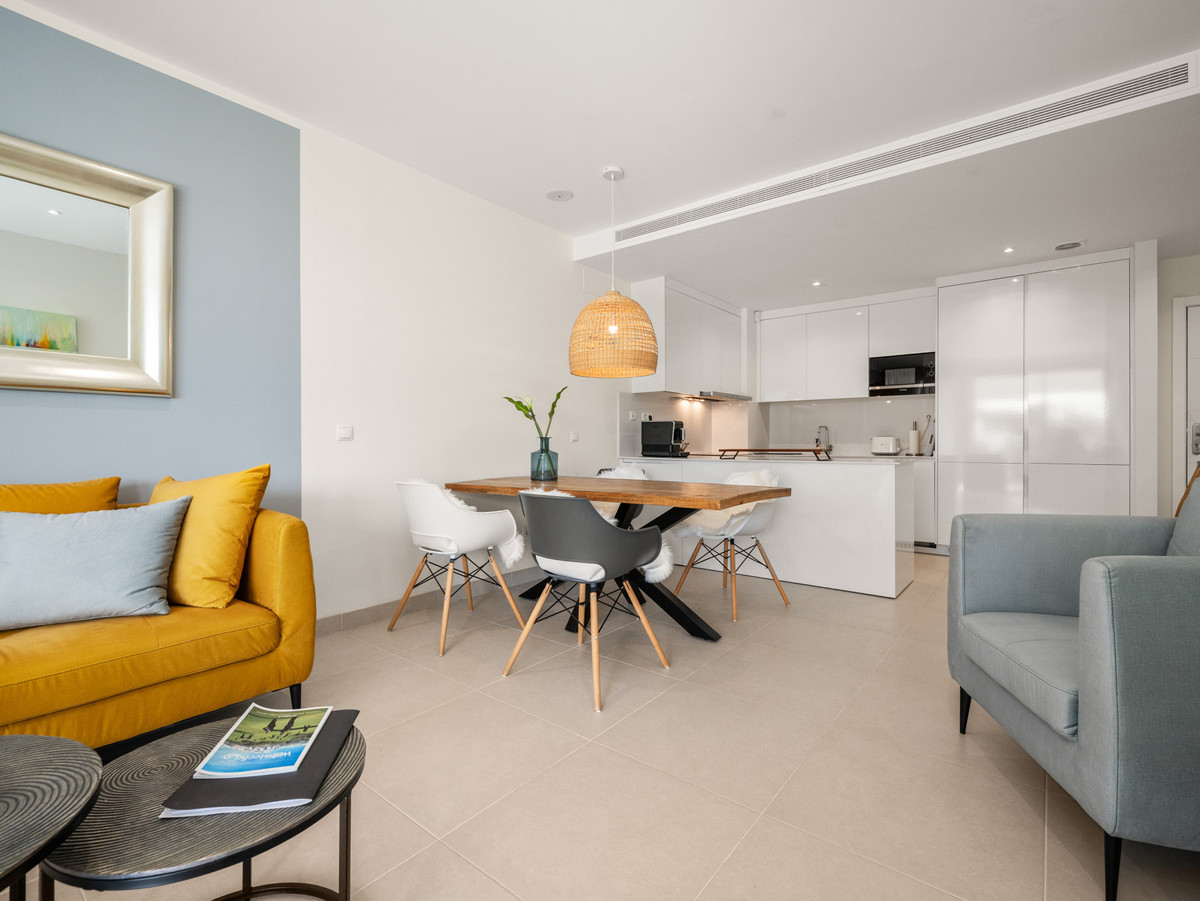 Appartement te koop in Estepona | 2 slaapkamers H5523685