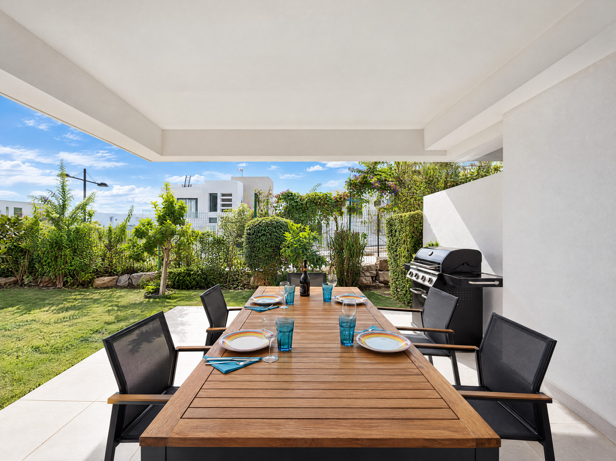 Appartement te koop in Estepona | 2 slaapkamers H5523685