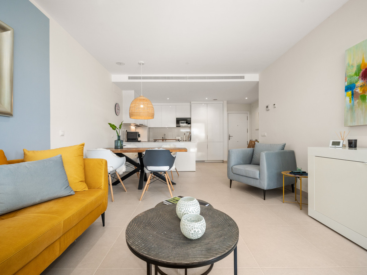 Appartement te koop in Estepona | 2 slaapkamers H5523685