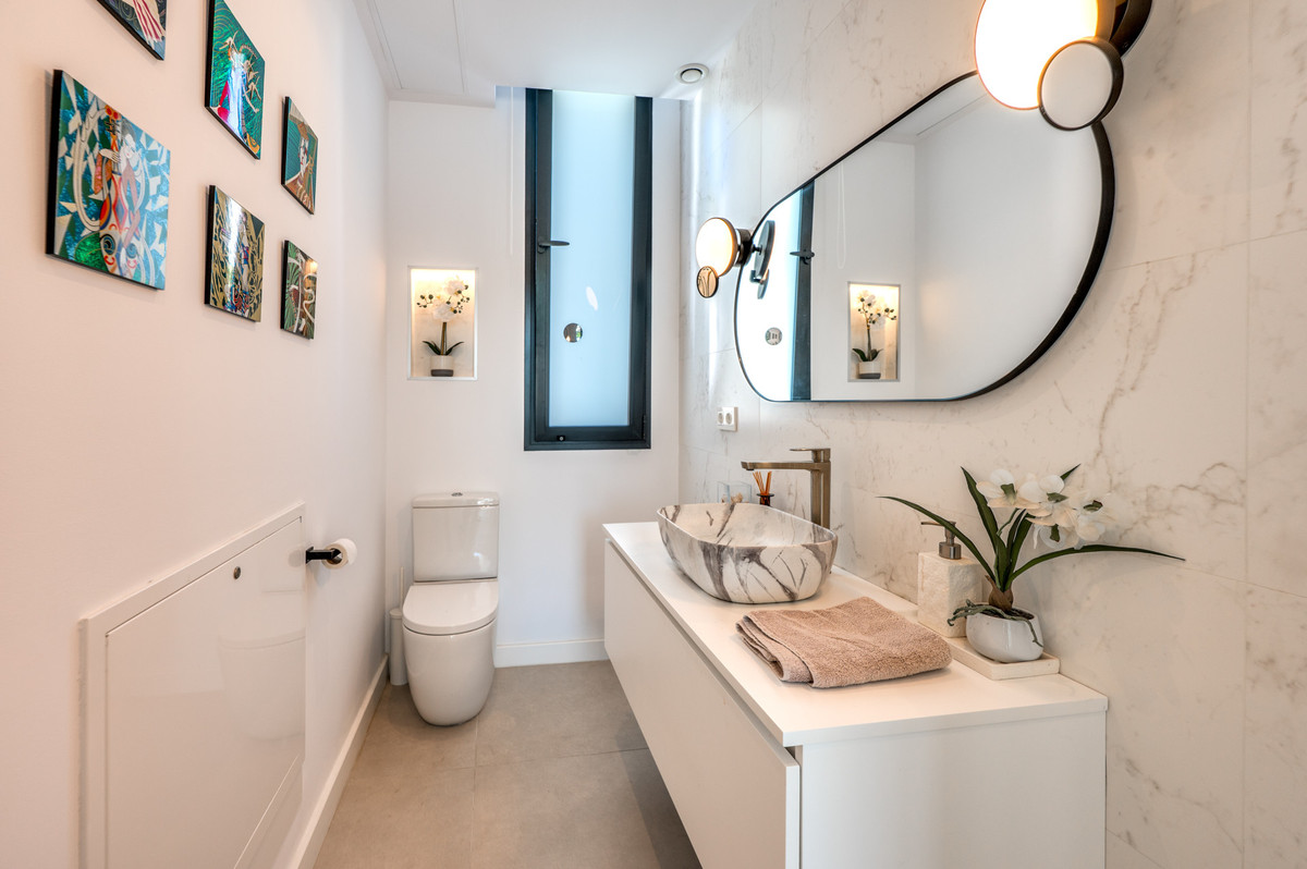Penthouse te koop in Estepona | 5 slaapkamers H5523778