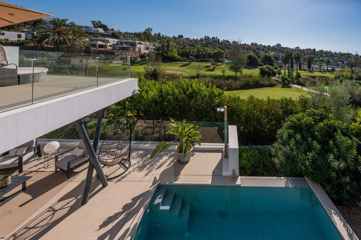Penthouse te koop in Estepona | 5 slaapkamers H5523778
