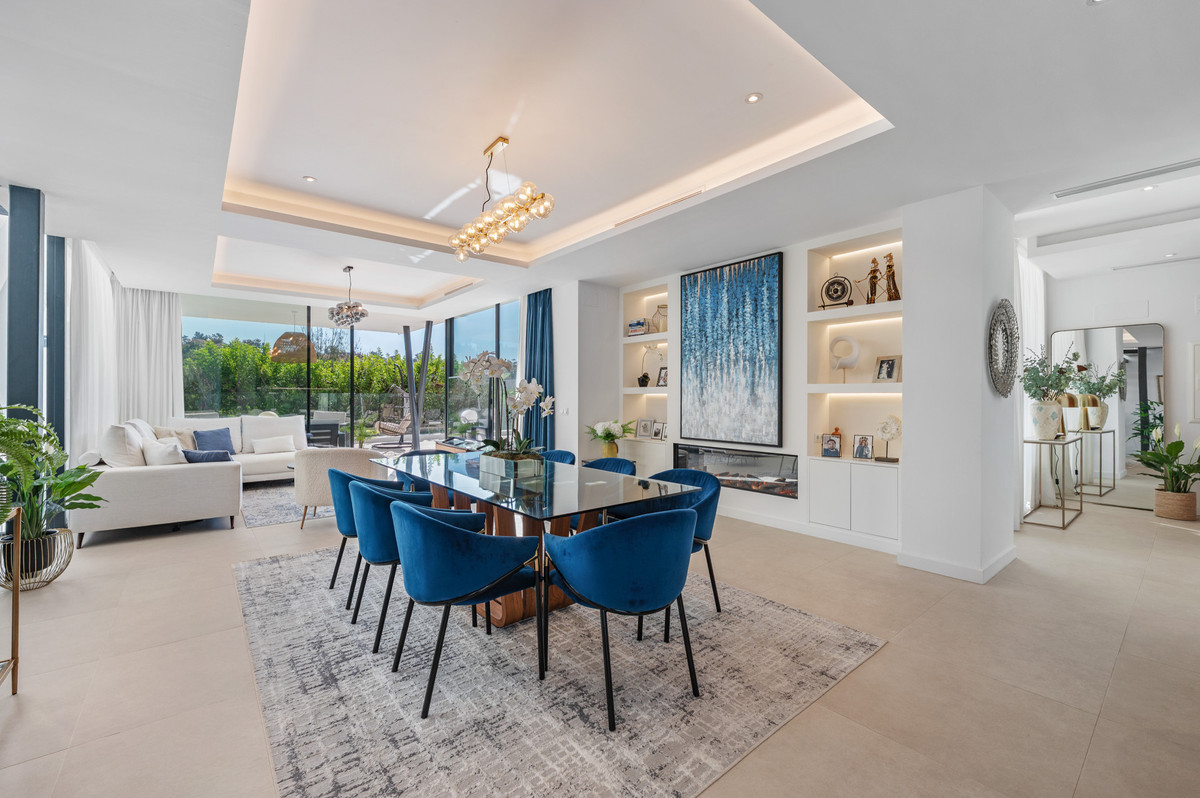 Penthouse te koop in Estepona | 5 slaapkamers H5523778