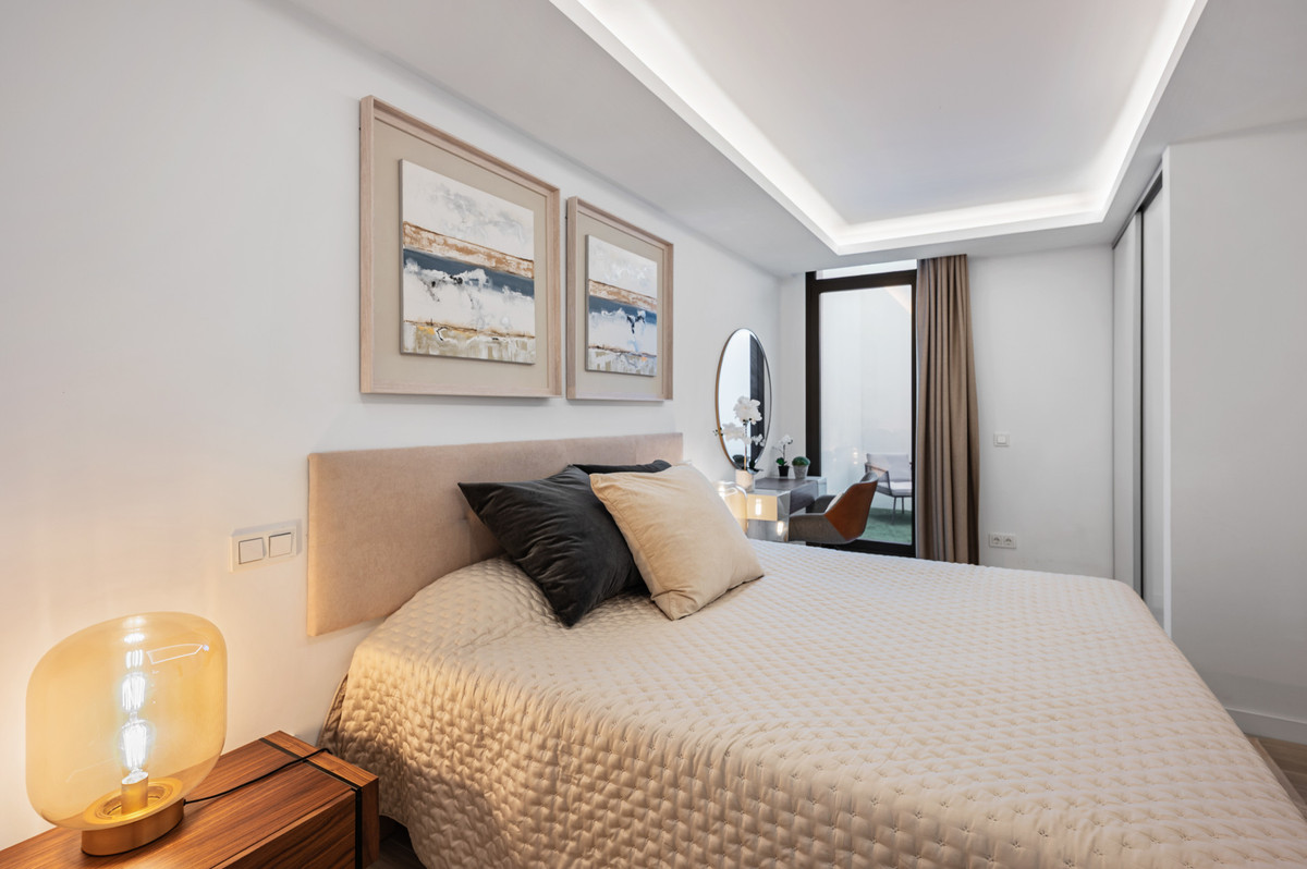 Penthouse te koop in Estepona | 5 slaapkamers H5523778