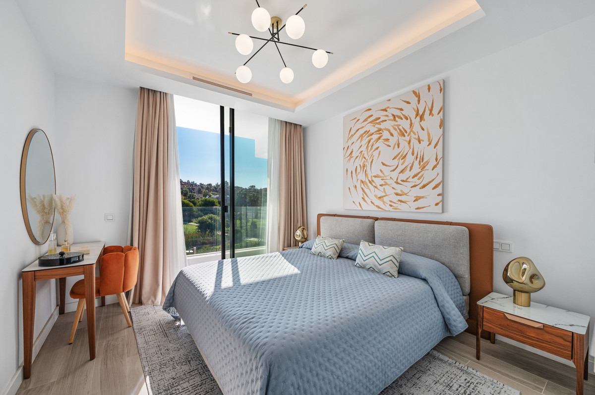Penthouse te koop in Estepona | 5 slaapkamers H5523778