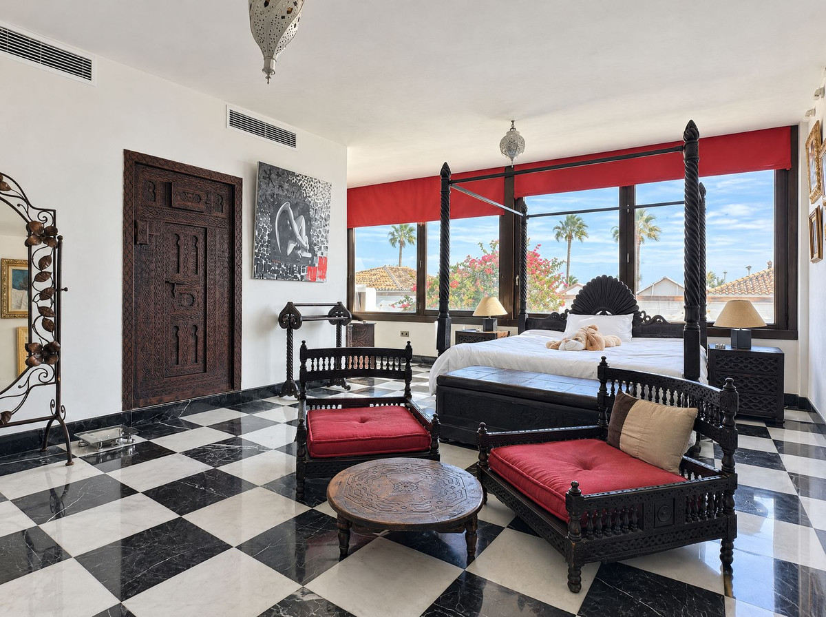Appartement te koop in Estepona | 3 slaapkamers H5523880