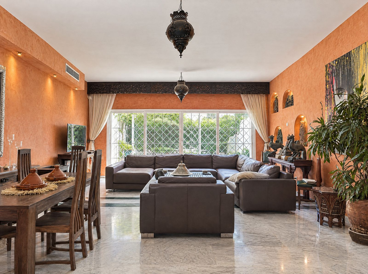 Appartement te koop in Estepona | 3 slaapkamers H5523880