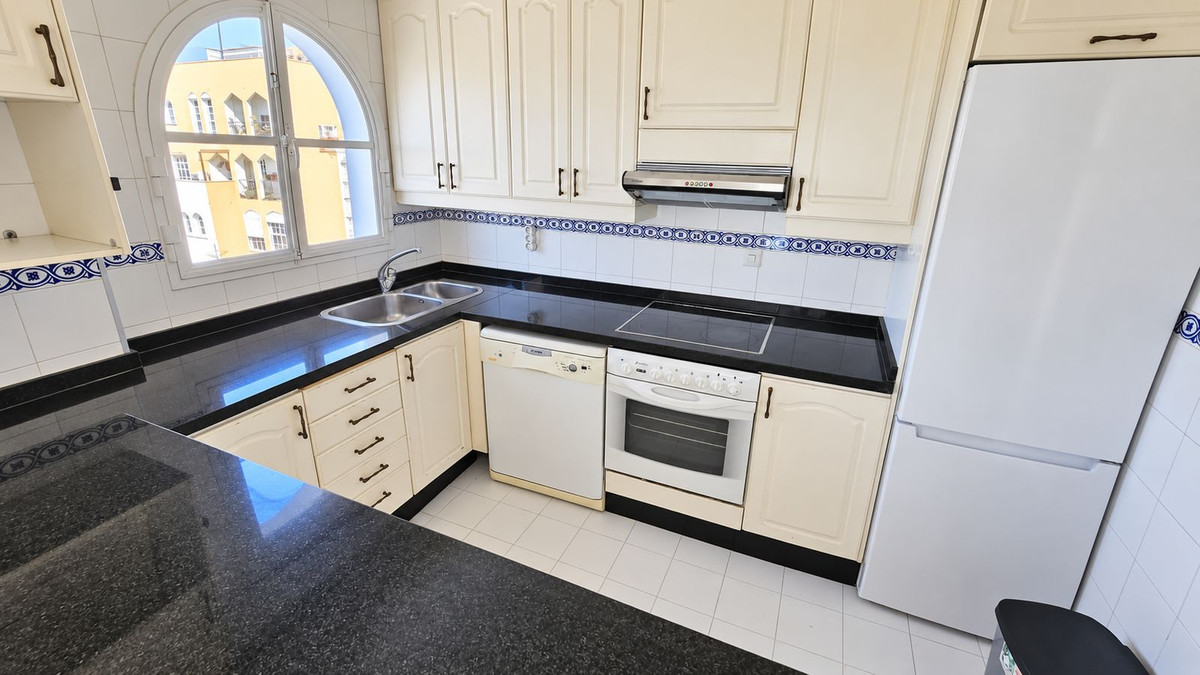 Penthouse te koop in Estepona | 3 slaapkamers H5524150