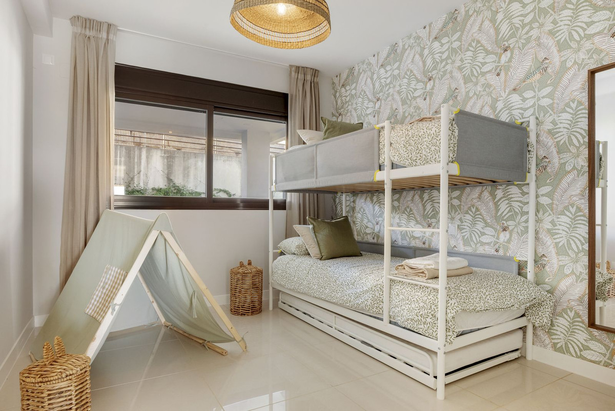 Appartement te koop in Estepona | 3 slaapkamers H5524720