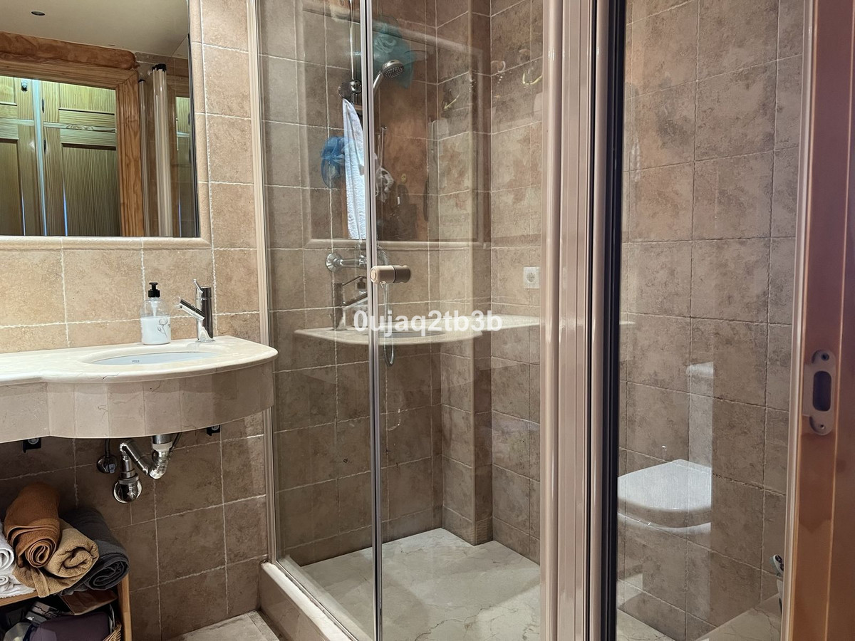 Appartement te koop in Estepona | 2 slaapkamers H5524750