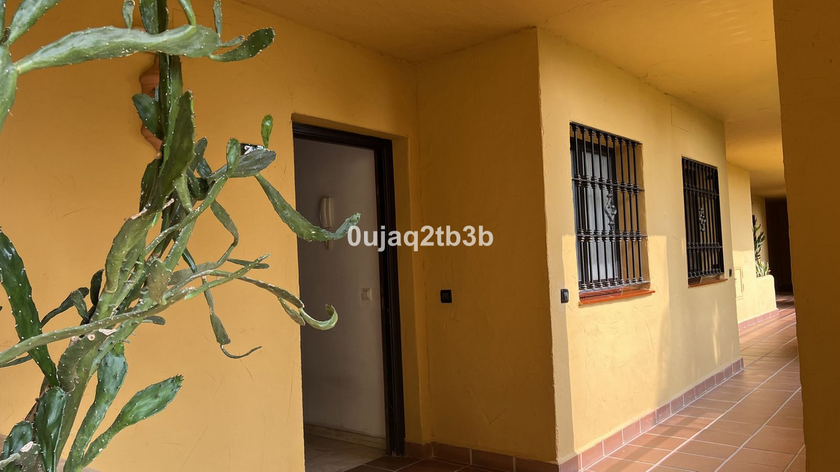 Appartement te koop in Estepona | 2 slaapkamers H5524750
