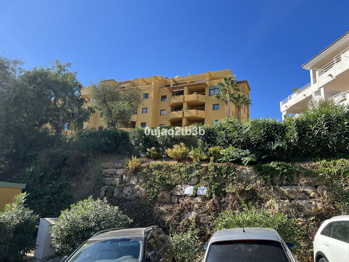 Appartement te koop in Estepona | 2 slaapkamers H5524750