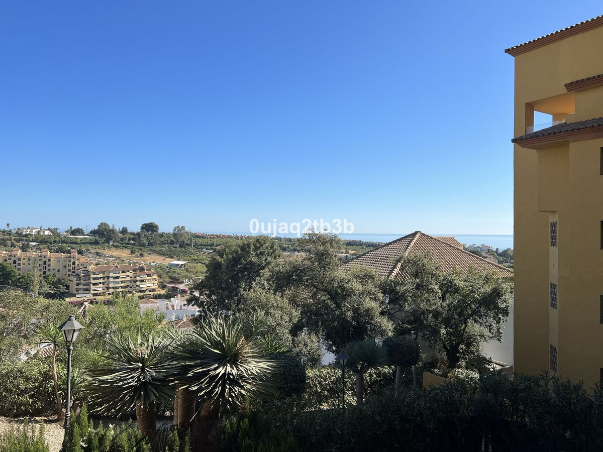 Appartement te koop in Estepona | 2 slaapkamers H5524750