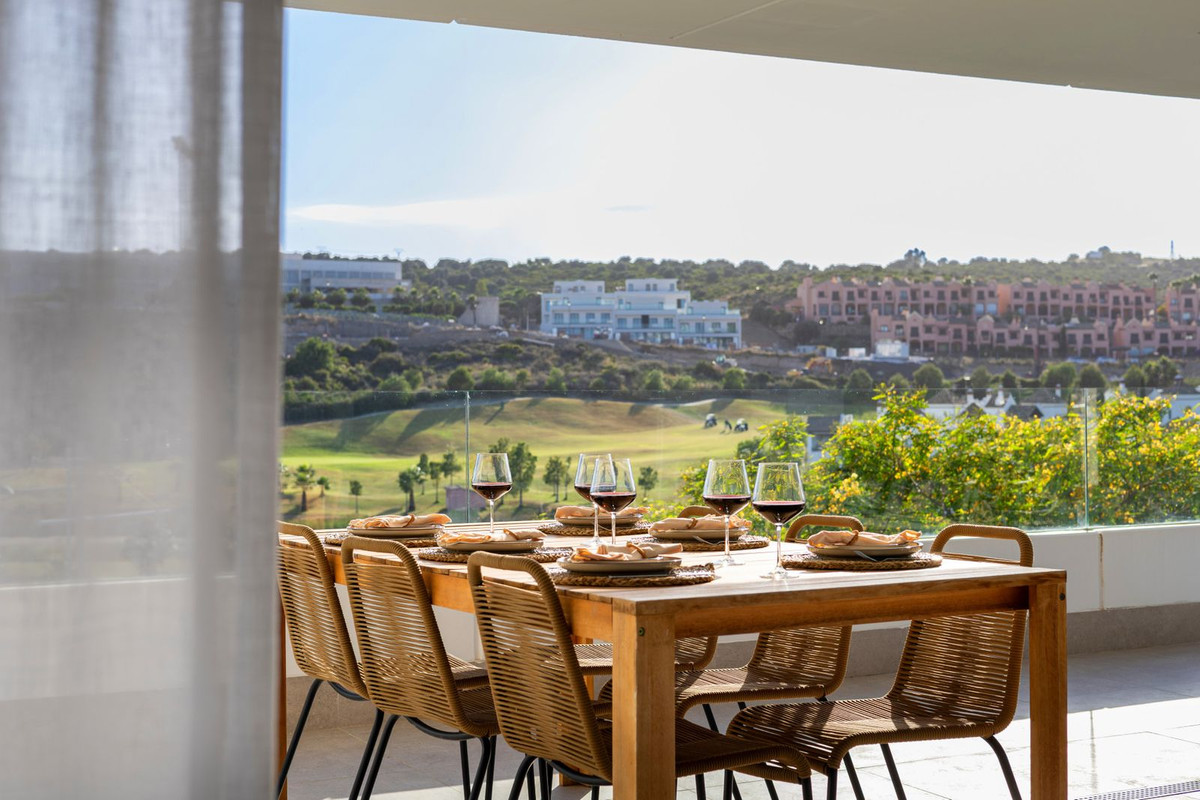 Appartement te koop in Estepona | 3 slaapkamers H5526007