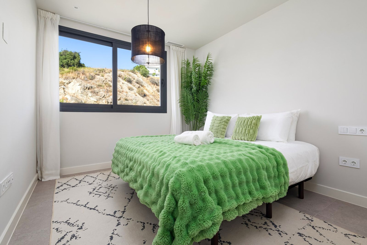 Appartement te koop in Estepona | 3 slaapkamers H5526007