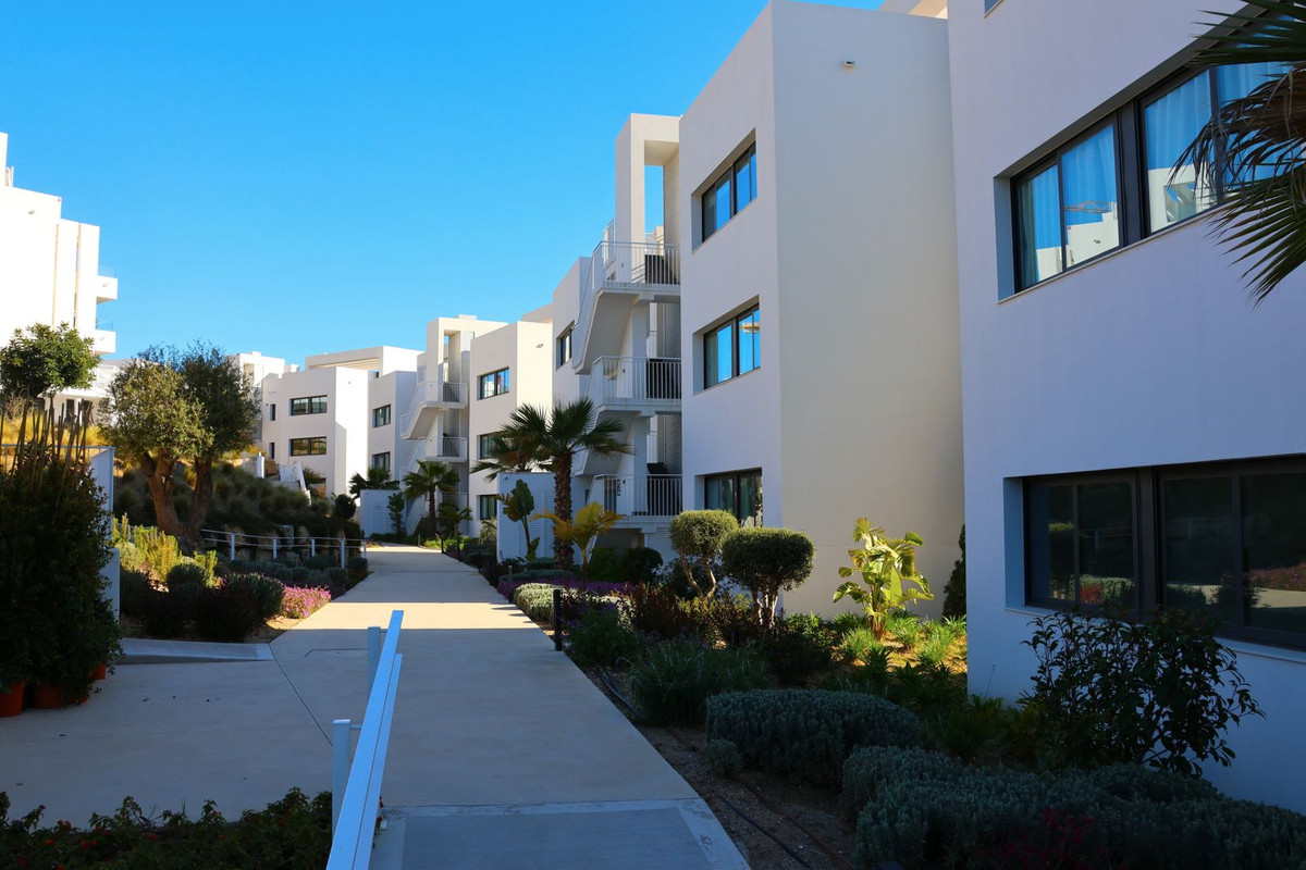 Appartement te koop in Estepona | 3 slaapkamers H5526007