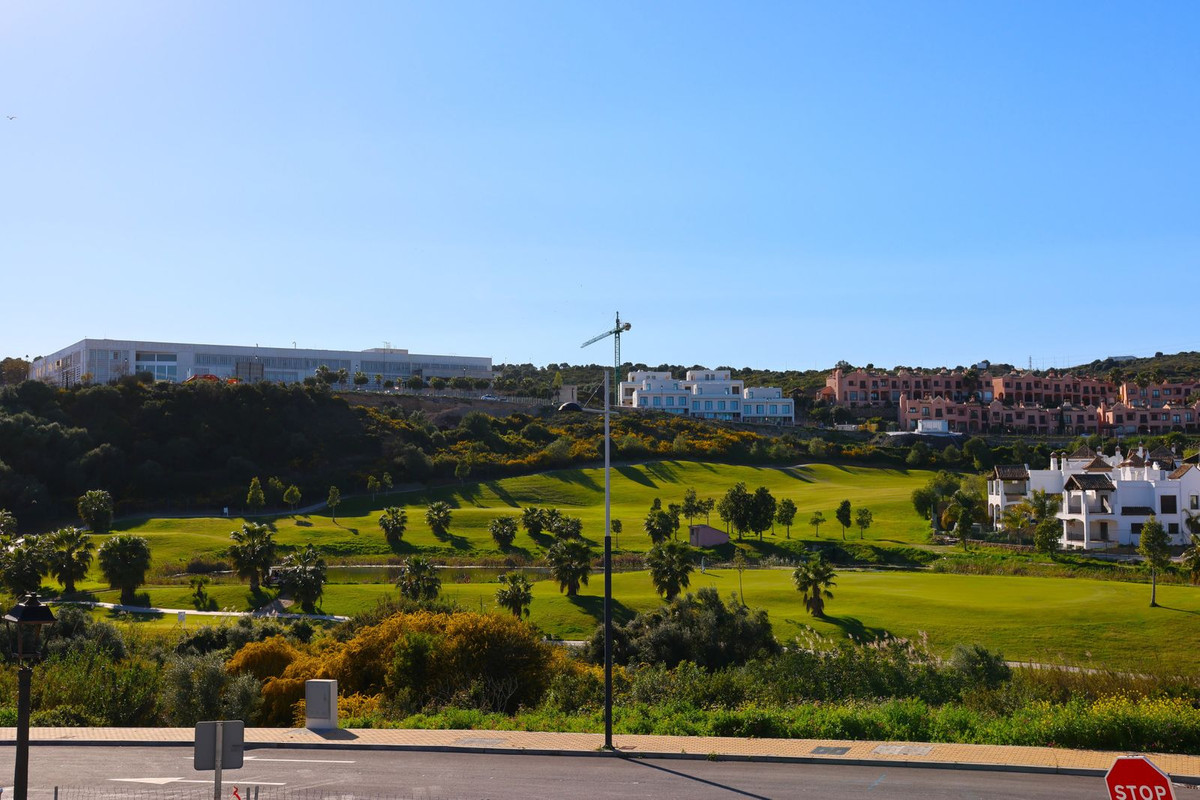 Appartement te koop in Estepona | 3 slaapkamers H5526007