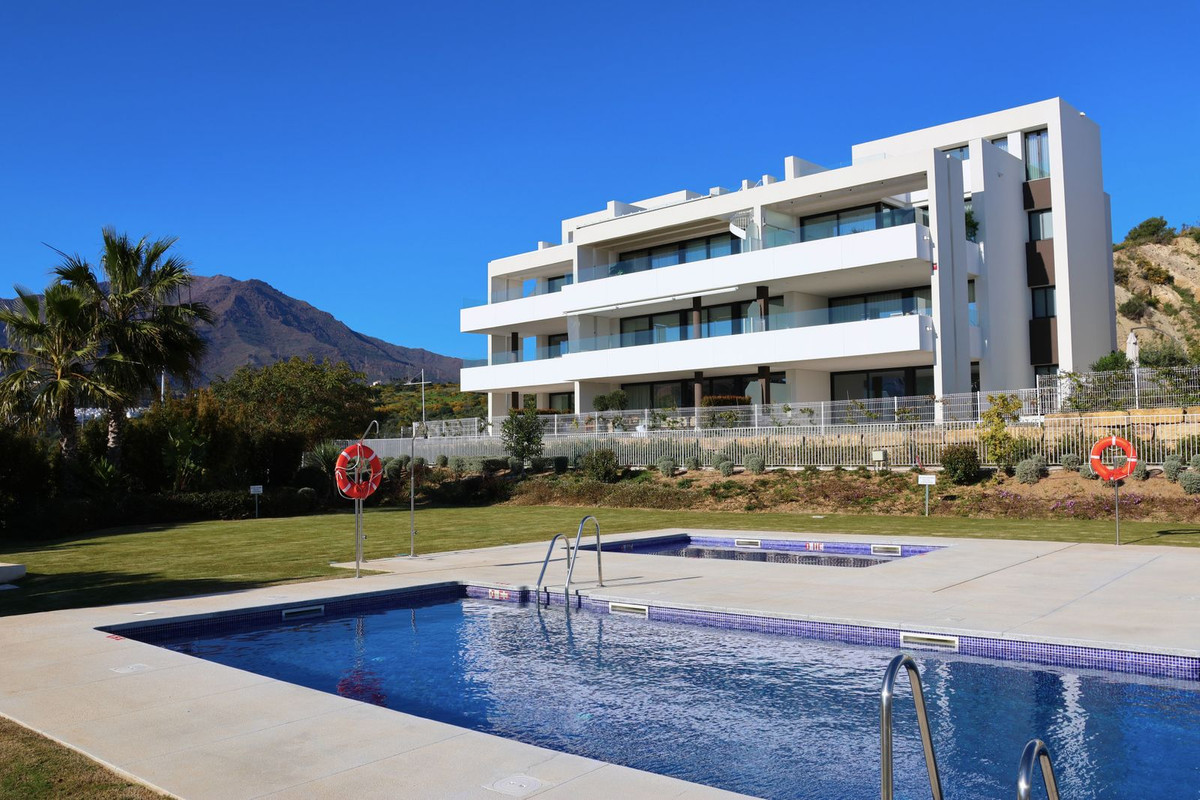 Appartement te koop in Estepona | 3 slaapkamers H5526007