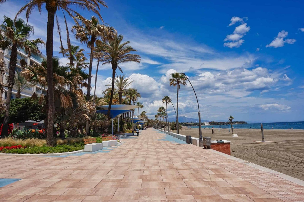 Penthouse te koop in Estepona | 3 slaapkamers H5526013
