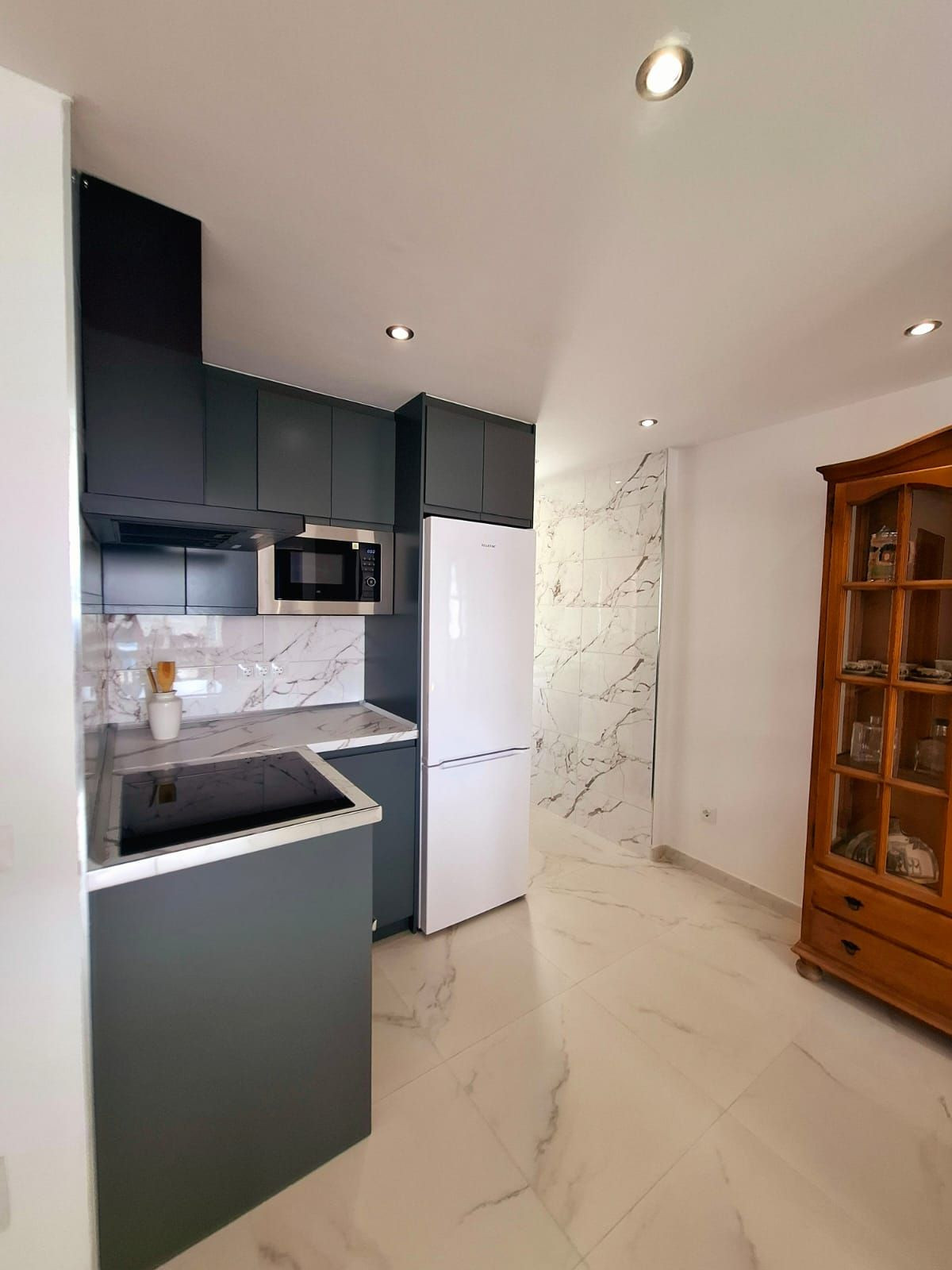 Penthouse te koop in Estepona | 3 slaapkamers H5526013