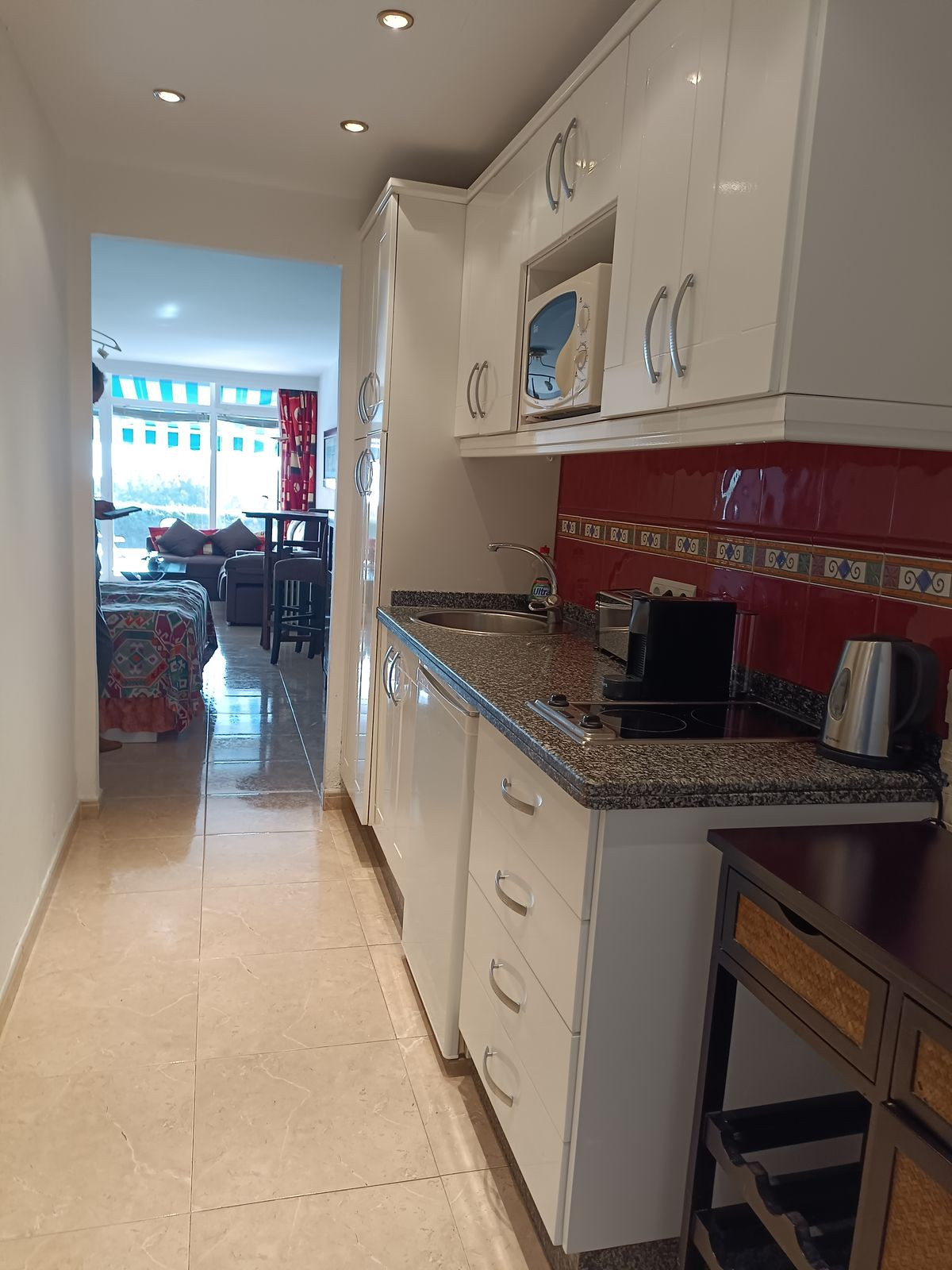 Appartement te koop in Estepona | 0 slaapkamers H5526325