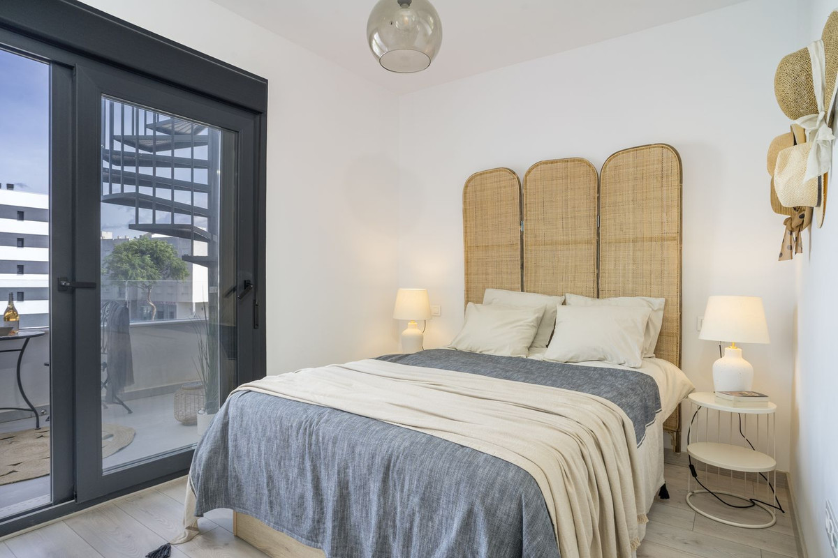 Appartement te koop in Estepona | 2 slaapkamers H5526901