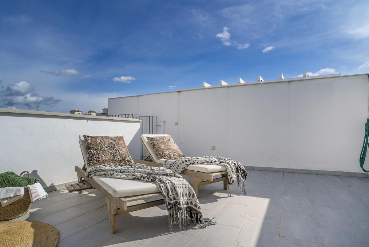 Appartement te koop in Estepona | 2 slaapkamers H5526901