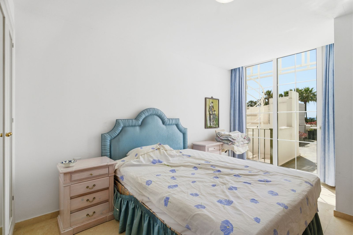 Penthouse te koop in Estepona | 3 slaapkamers H5527375