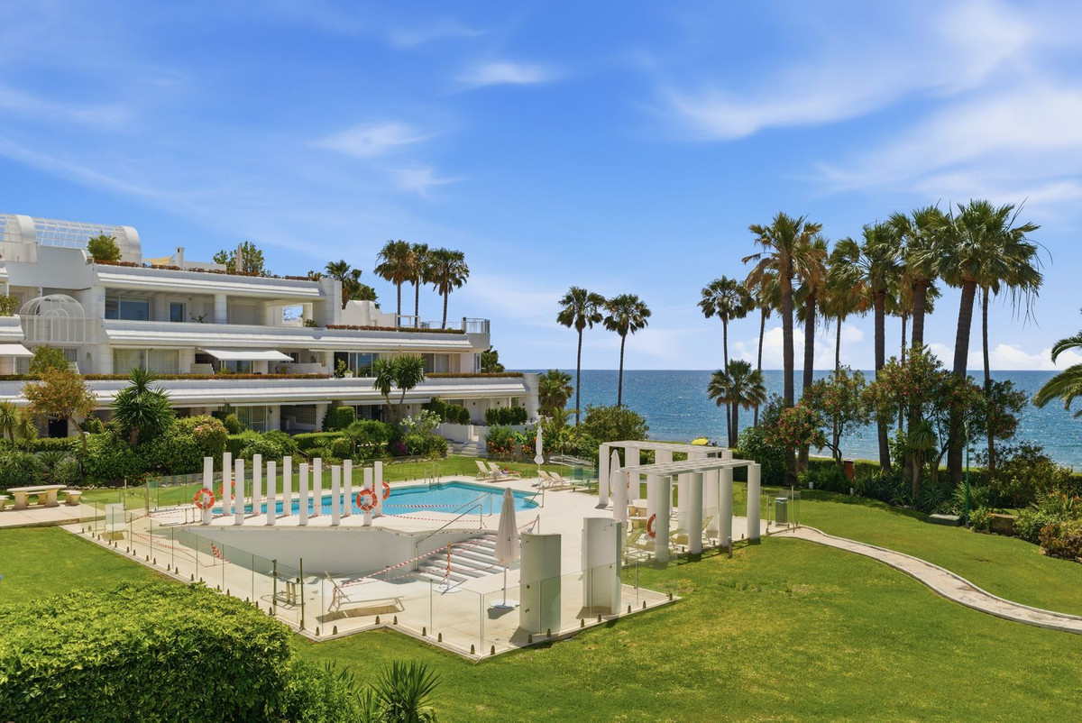 Penthouse te koop in Estepona | 3 slaapkamers H5527375