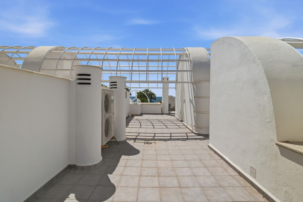Penthouse te koop in Estepona | 3 slaapkamers H5527375