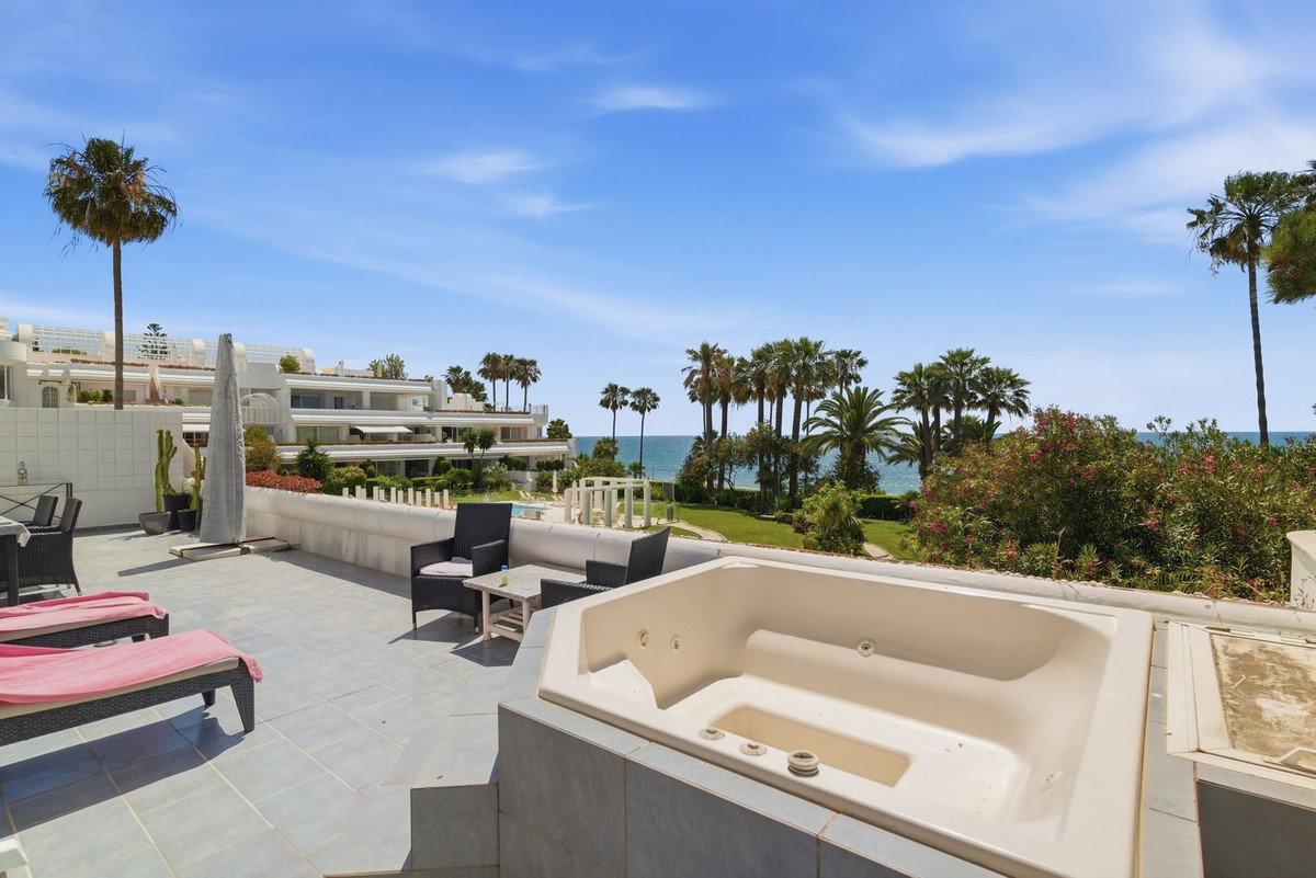 Penthouse te koop in Estepona | 3 slaapkamers H5527375